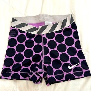 Nike Shorts Women’s